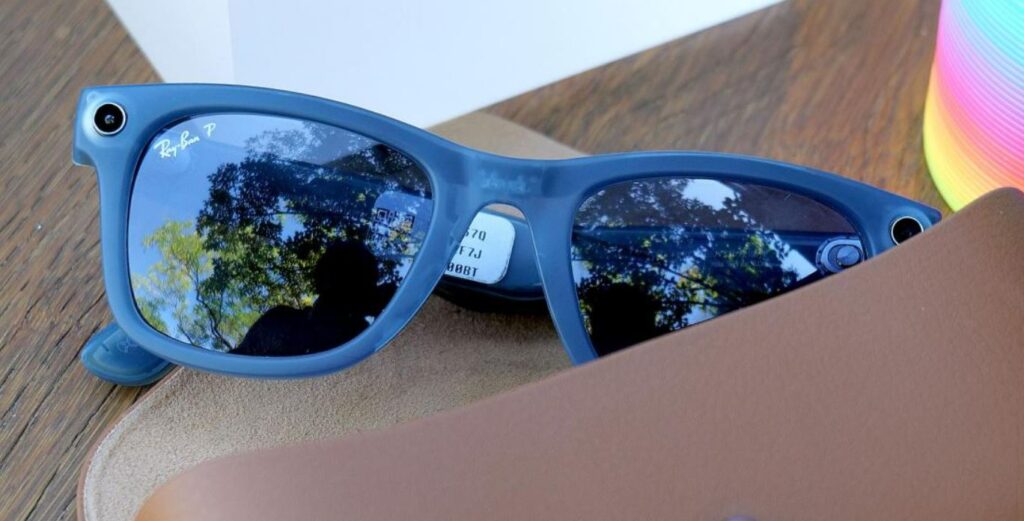 Ray-Ban's Meta Smart Glasses